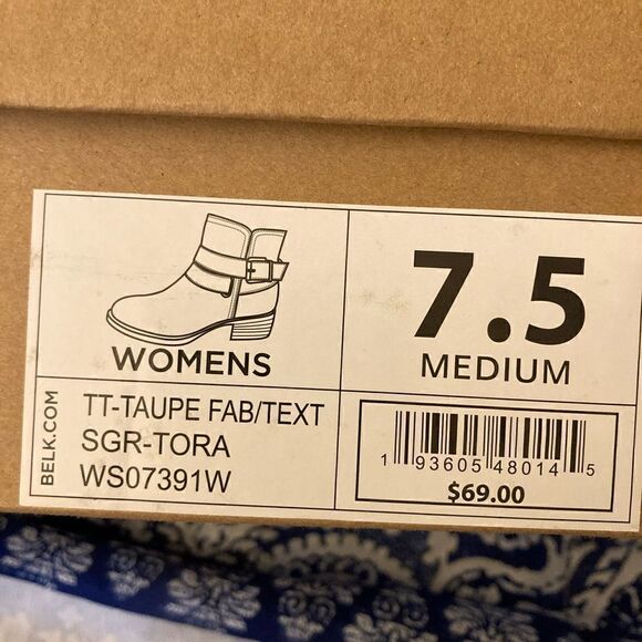 Sugar Tora Booties - NWT - Taupe / SZ 7.5 - Picture 7 of 7